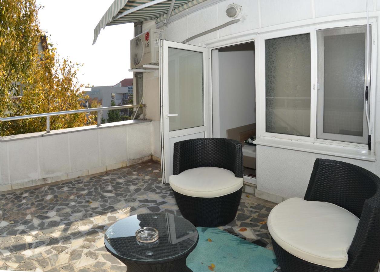 Vila A&B Bukarest Exterior foto